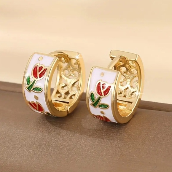 ✨Anthropologie Darby Tulip Huggie Earrings - Picture 1 of 6